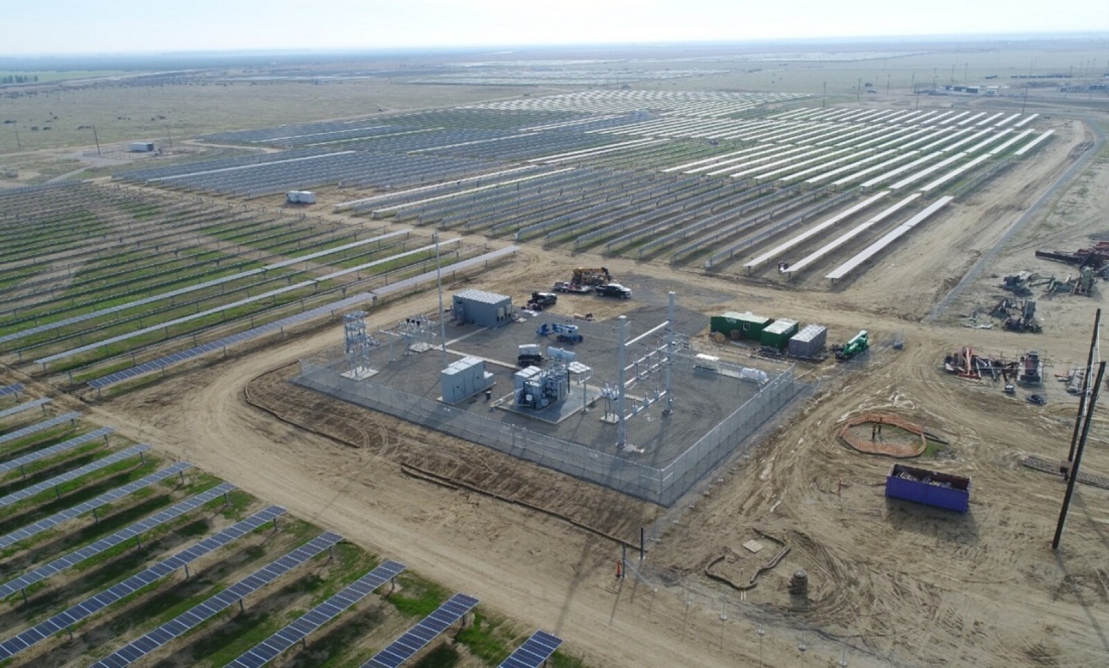 Solar Project Powers an Oil and Gas Field With California Sunshine