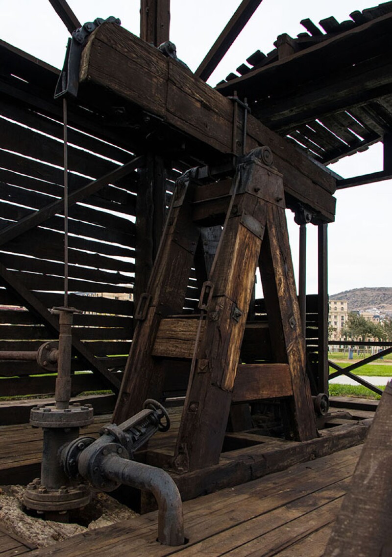 The world’s first oil well, drilled mechanically in 1846 to produce oil under gas lift, is preserved at an open air museum in the Bibi-Heybat settlement. Source: Nurlan Mammadzada/Dreamstime.