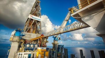 jpt-2017-02-transocean-hero.jpg