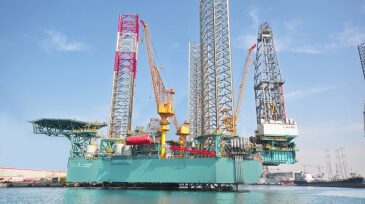 jpt-2019-11-adnoc-rig-fleet-expansion-program-hero.jpg