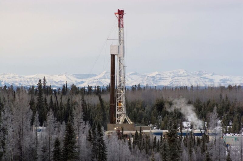 jpt-2020-alberta-rig-hero3.jpg