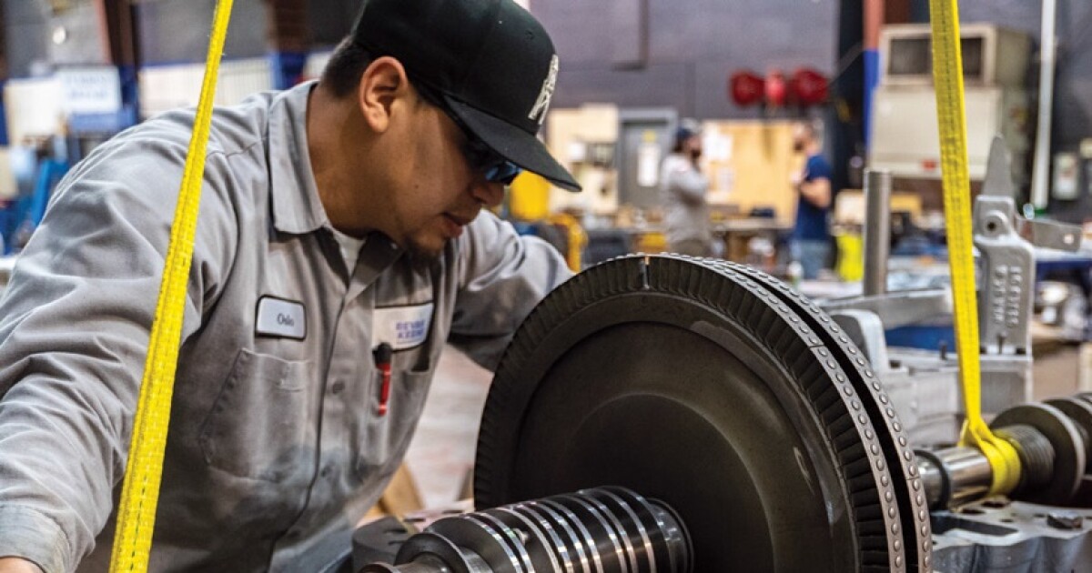 Crisp Tv Tonight: A True-crime Drama About Sarah Ferguson's Former Dresser Background Photography