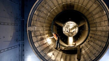 PG&E Natural Gas Colusa Generating Station, a 660-megawatt power plant emit 35 percent less carbon dioxide than older plants.