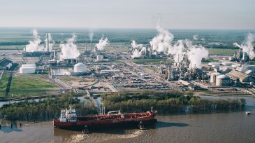 CF Industries’ complex on the Mississippi River in Donaldson, Louisiana