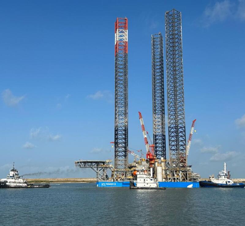 jpt_23_pioneer_new_fortress_sailaway.jpg