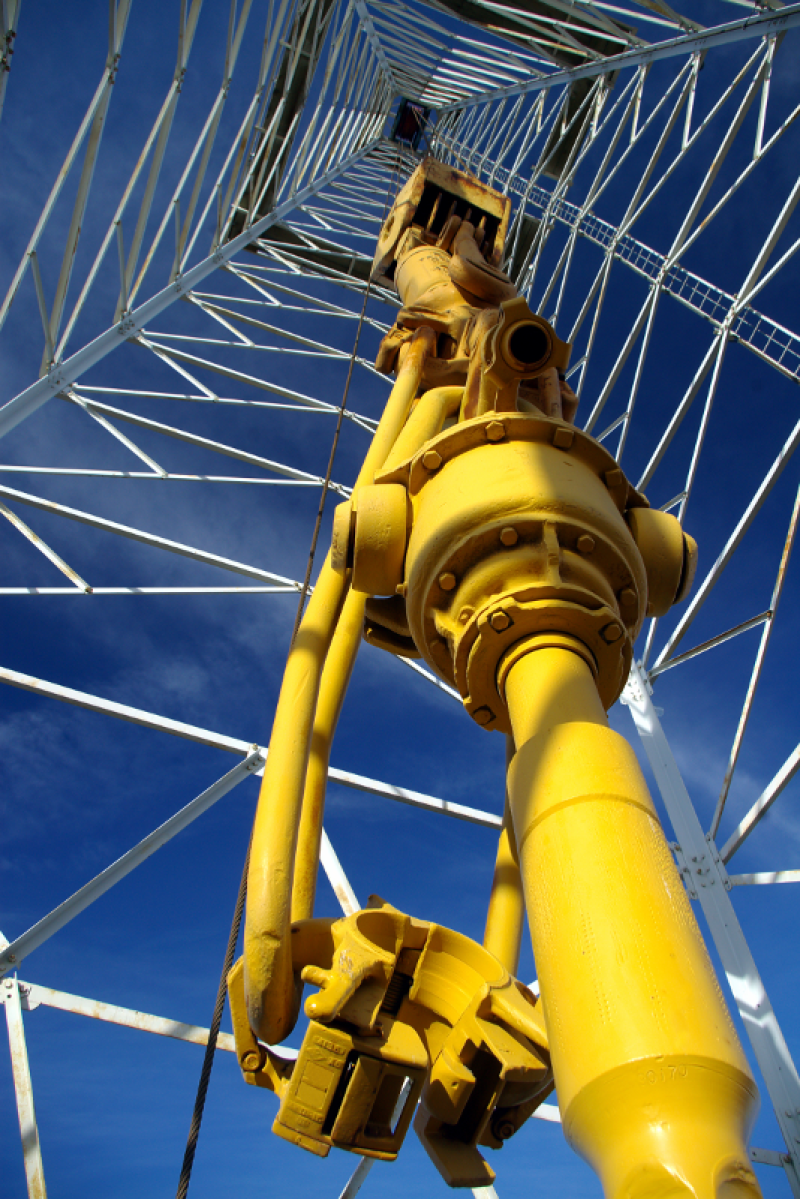 jpt-2015-12-drillboticshero.png