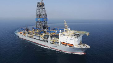 jpt-2020-10-epnotes-noble-sam-croft-drill-ship.jpg