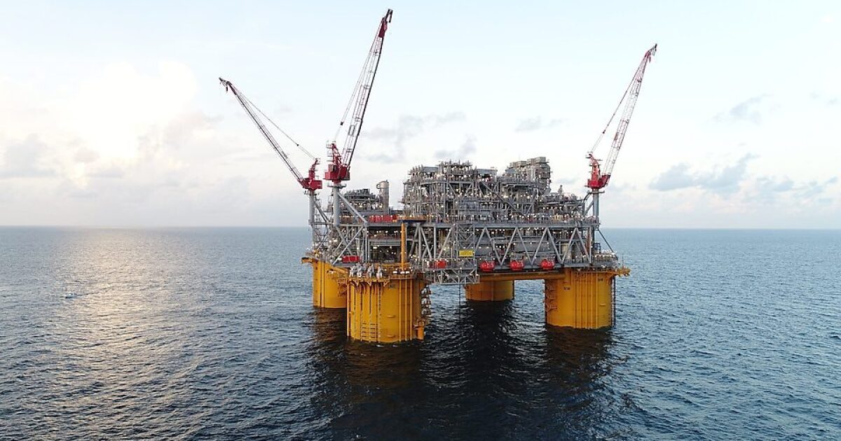 Shell's Asset Value Cuts Nearing $22 Billion