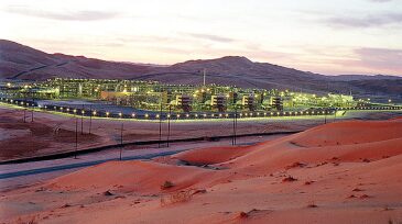 jpt-2014-08-epsaudi.jpg