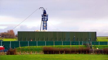 jpt-2019-11-britain-bans-hydraulic-fracturing-cuadrilla-hero.jpg