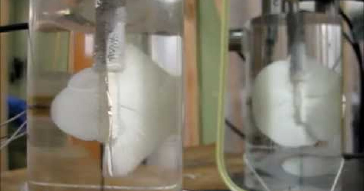 Fig.3—Hydraulic Fracture Visualization: Fracking Acrylic with Epoxy.