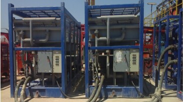 Fig. 1—Dry air cooler module and air fans.