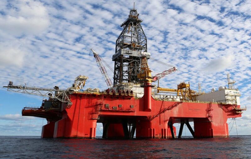 jpt-2016-12-pemex-rig.jpg