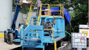 Mixing tank used to generate HGB fluid.