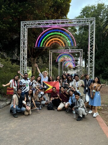 TIMOR PERTH ZOO LIGHTS ALIVE GROUP - 1.jpeg