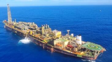BW-golfinho-FPSO.jpg