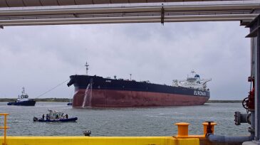 ogf-2018-08-trafigura-gom-port-hero.jpg