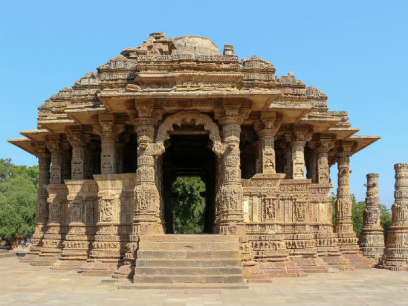 twa-2020-02-ypgt-gujarat-sun-temple.png