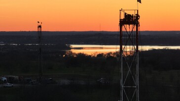 Two BKV Corporation rigs preparing wells as part of a refracturing campaign in the Barnett Shale in north Texas. With planning and an extensive inventory, refracturing programs support multirig and multifrac crew programs in refrac “manufacturing mode.” Source: BKV Corporation.