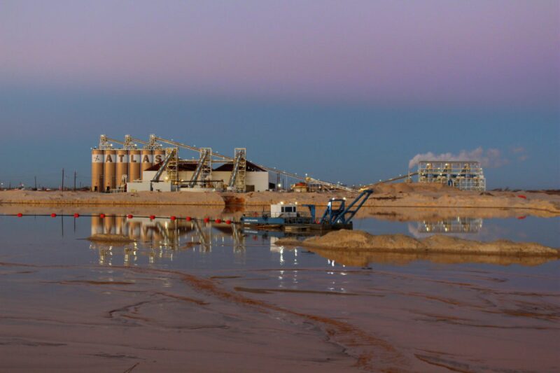 jpt_2022_sand_mine_dredge.jpg