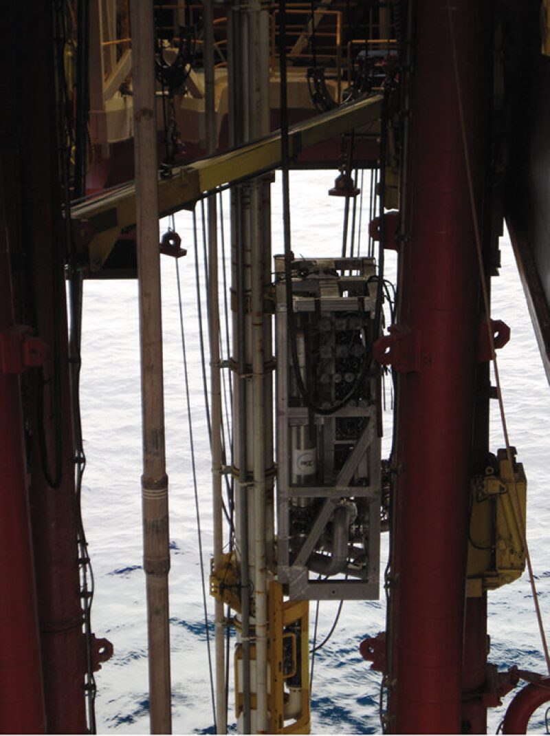 jpt-2014-07-fig6extremedeepwater.jpg