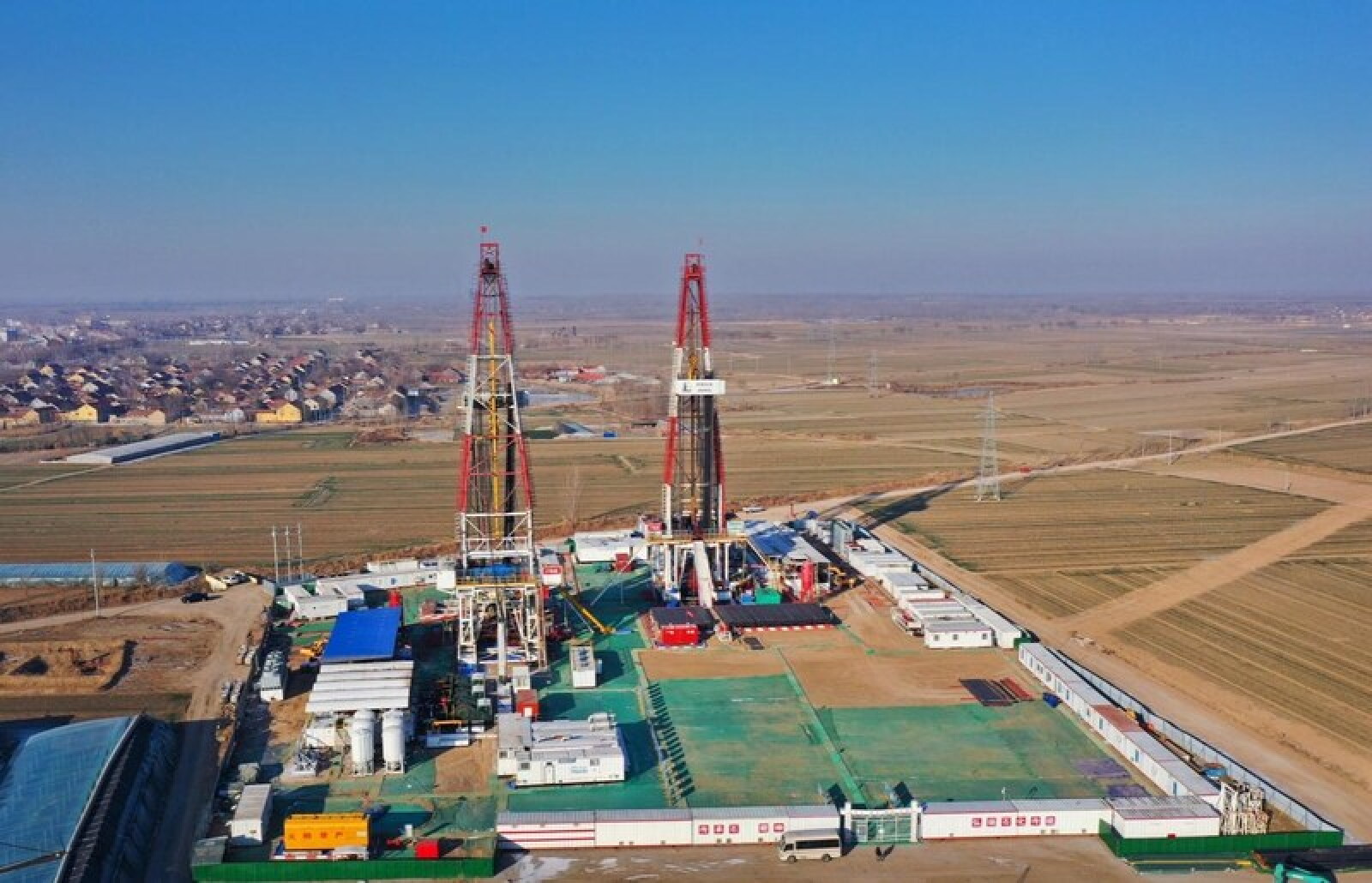 Platform Shengli Rig Sinopec Confirms More Than 1 Billion Barrels of Shale Reserves at East ...
