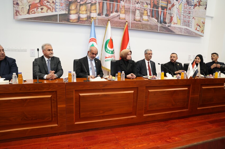 Deputy PM Minister of Oil Iraq 19 July 2025 Majnoon Oil Field.jpeg