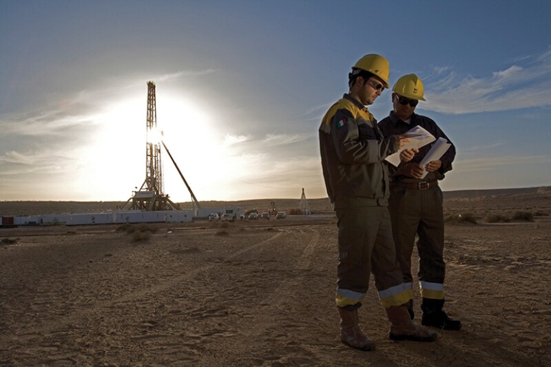 Eni engineers at work on the Oued Zar project in southern Tunisia