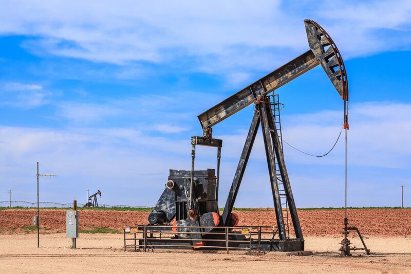 jpt-2018-3-getty-permian-pumpjack-hero.jpg