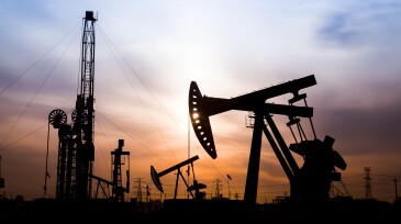 Oilfield derrick