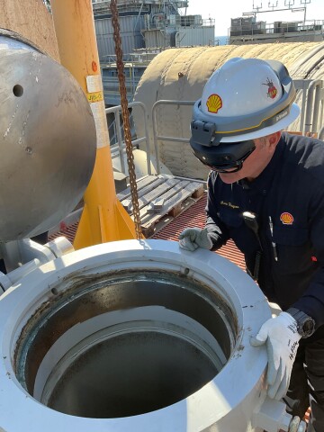 Shell-Pig-Trap-Inspection2.jpg
