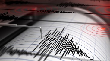 Seismograph and earthquake
