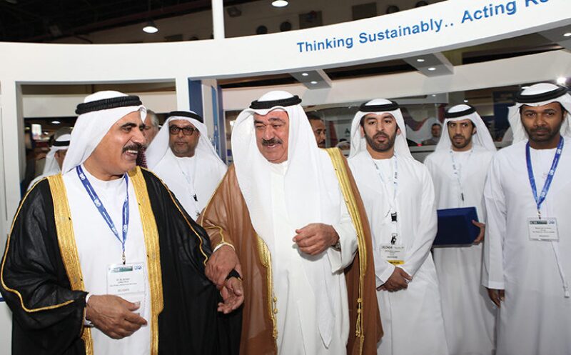 jpt-2014-01-kuwaitfig1hero.jpg