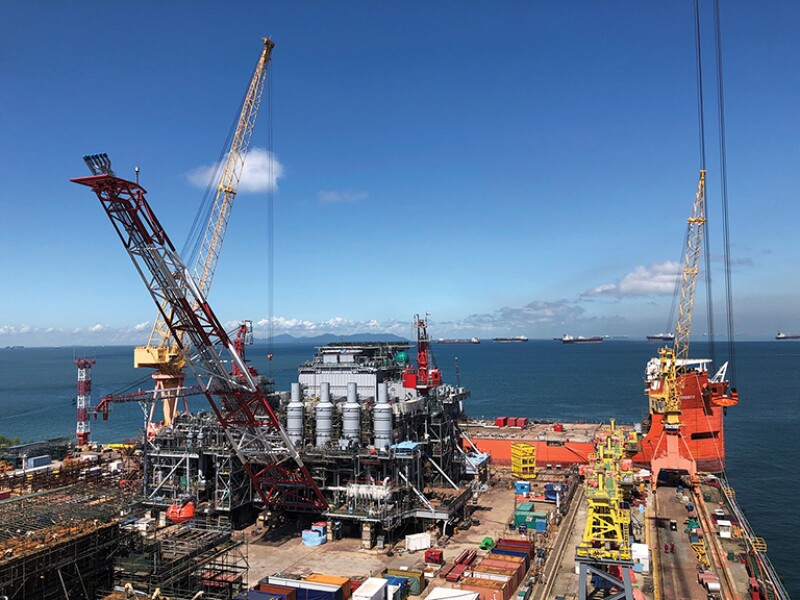 A recent look at the Vito topsides under construction at Sembcorp in Singapore.