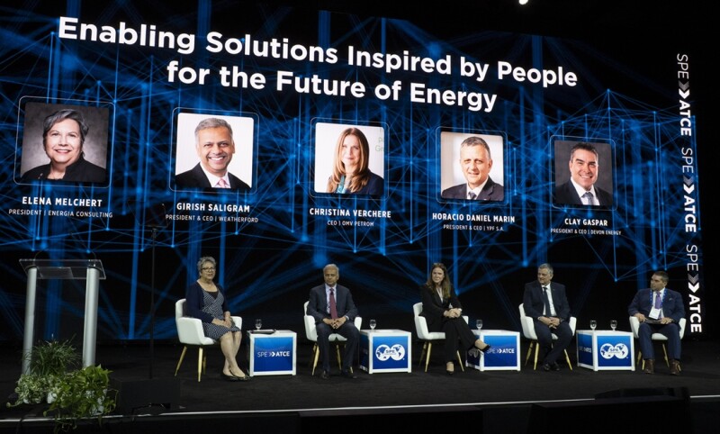 Speakers and attendees during Opening General Session