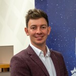 Neil Robinson- Headshot.jpg