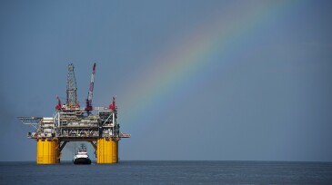 Mars B Olympus tension leg platform. Photographic Services, Shell International Limited. All rights reserved.