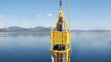 ogf-2016-02-subseahero2.jpg