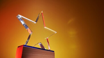 Star award yellow background