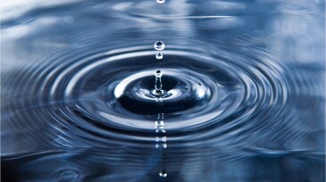 Water droplets eddy effect