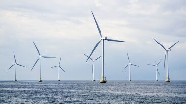 jpt-2016-07-wind-farm-offshore.jpg