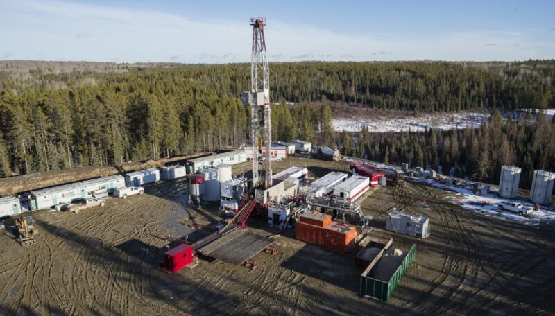 jpt-2019-11-fewer-wells-to-be-drilled-in-canada-hero.jpg