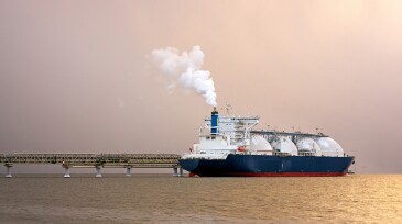 Tanker ship