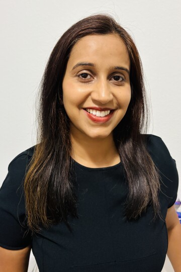 Zalak Purohit_headshot.jpg
