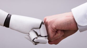 dsde-2019-03-ceraweek-collaborative-robots-hero-2.jpg