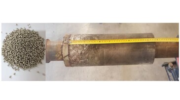 Bismuth beads and resulting bismuth plug.